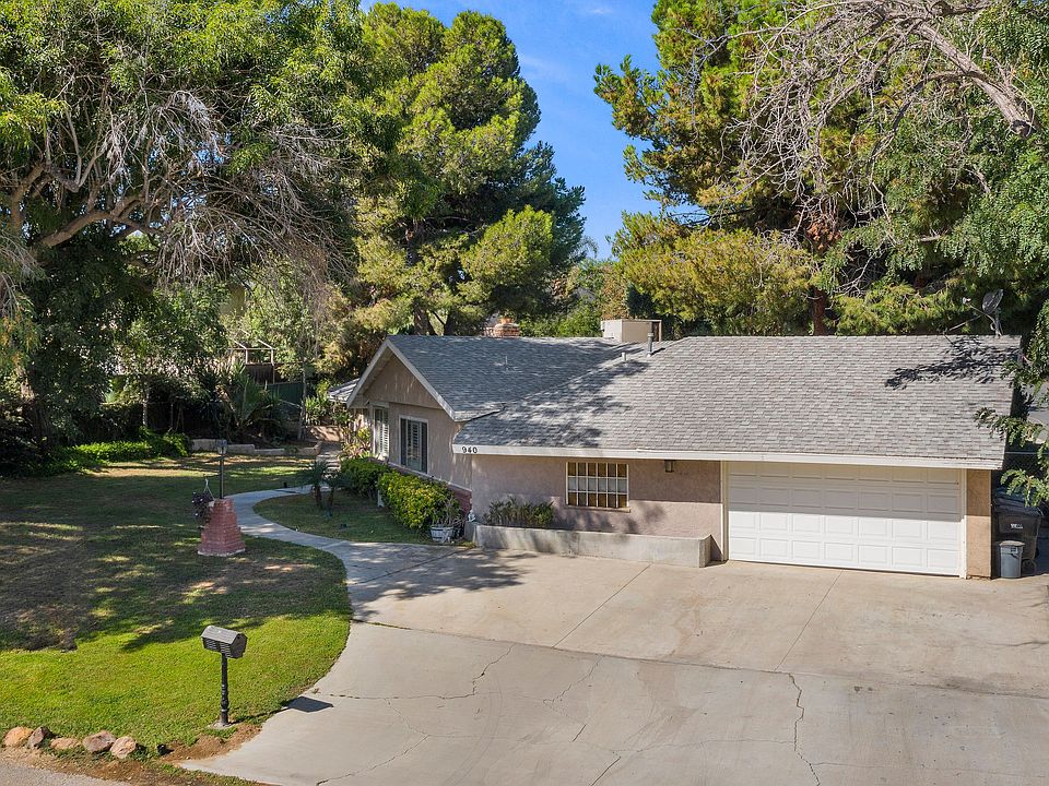 1st image of 940 Corona Ave