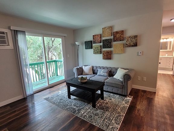 4th image of 1624 Cambria Dr #6