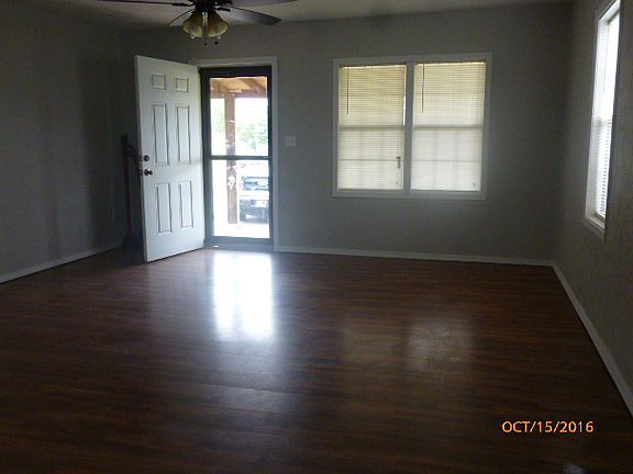 4th image of 617 E 3rd St