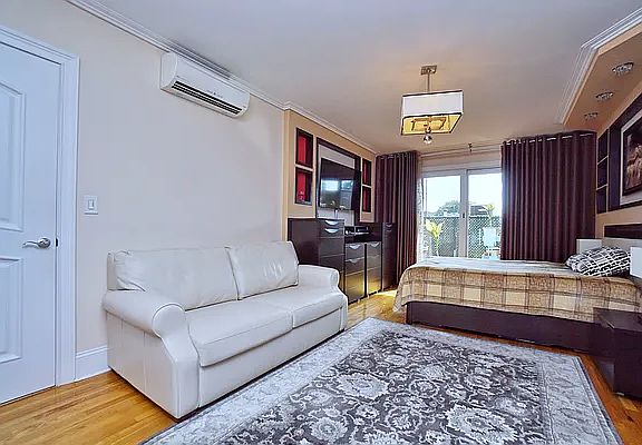 2nd image of 2569 Ocean Ave APT 2D