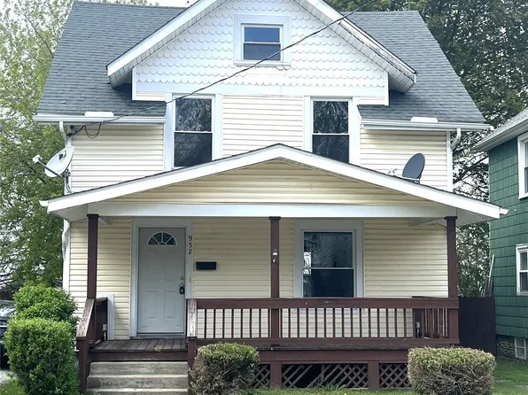 952 W 25th St, Erie, PA 16502