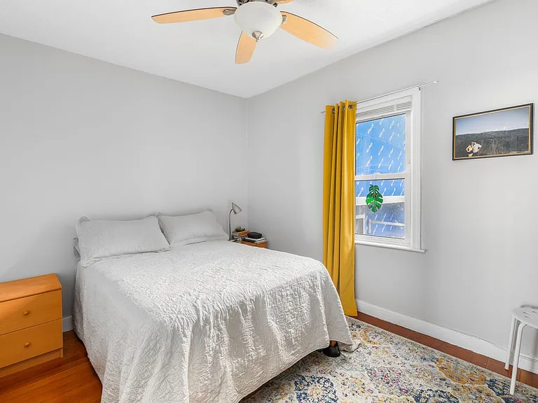 41 E Transit St #2R — Photo 9
