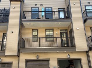 43424 Stonewood Crossing Ter, Ashburn, VA 20148
