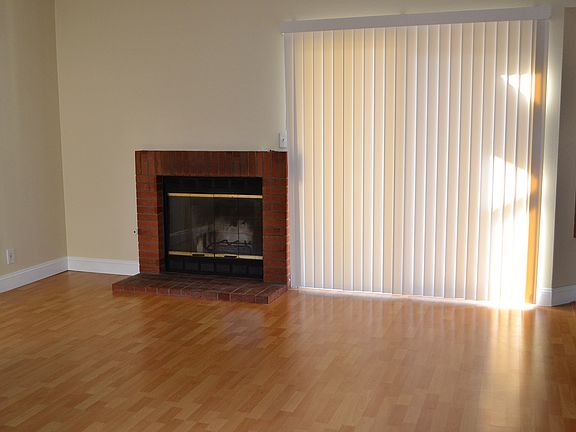 Spacious Family Room