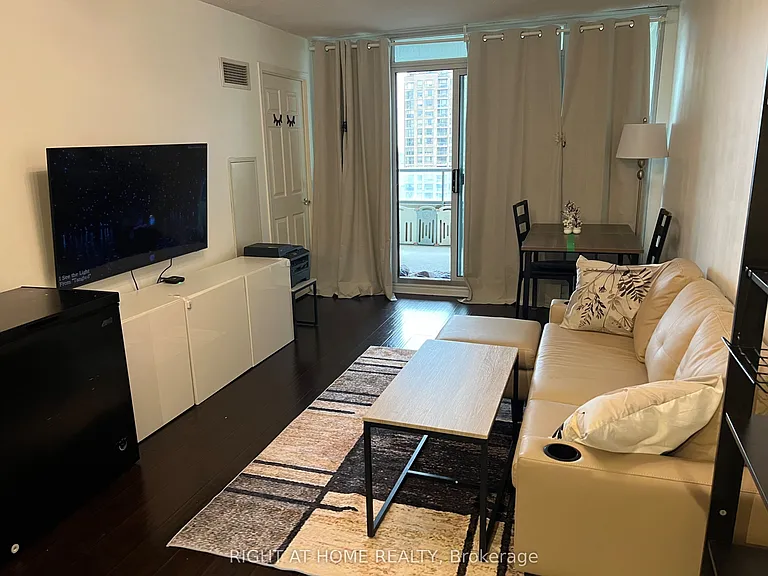 18 Spring Garden Ave #2501 — Photo 11