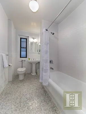 Rented by Halstead Real Estate | media 6