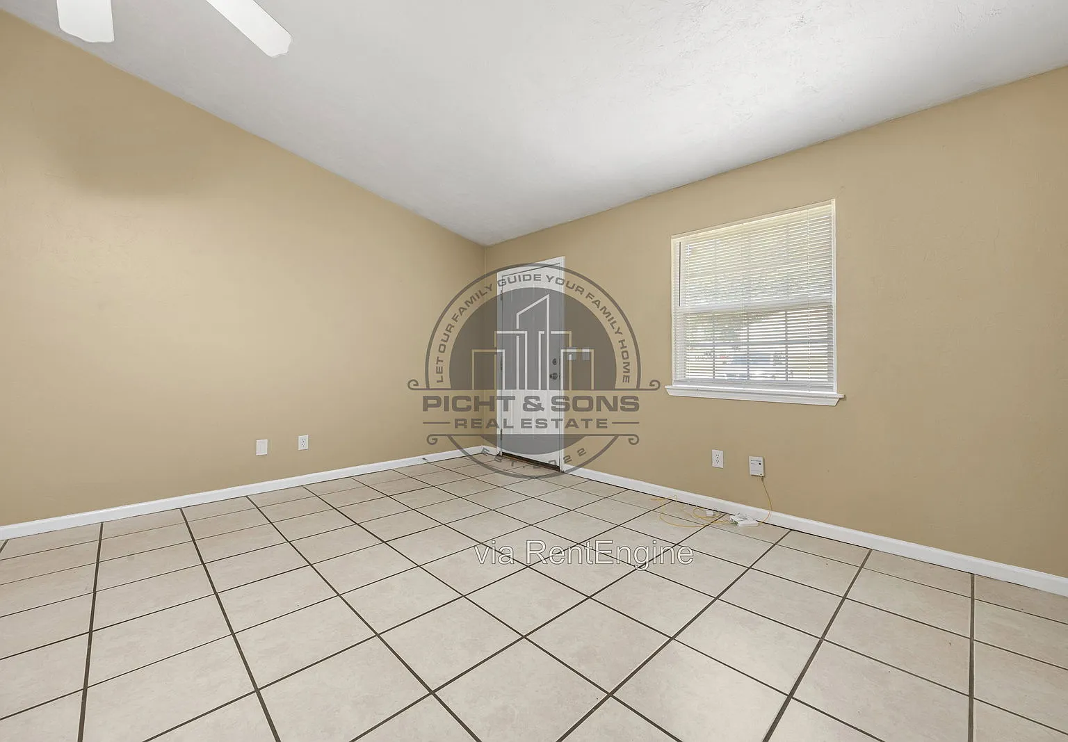 1 bed, 1.0 bath, 640 sqft, $975 — Photo 4