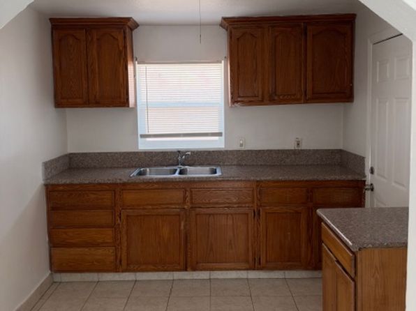 6733 Live Oak St #1/2