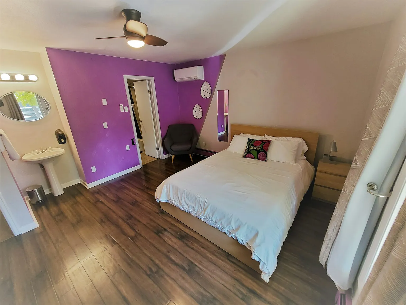 706 East Stuart Street, Unit Purple — Photo 1