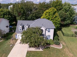 2015 Foxwood Cc Run, Normal, IL 61761