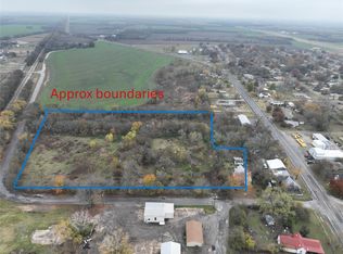 104 E Duke St, Howe, TX 75459