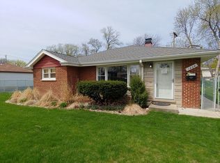 1824 Nimitz Dr, Des Plaines, IL 60018