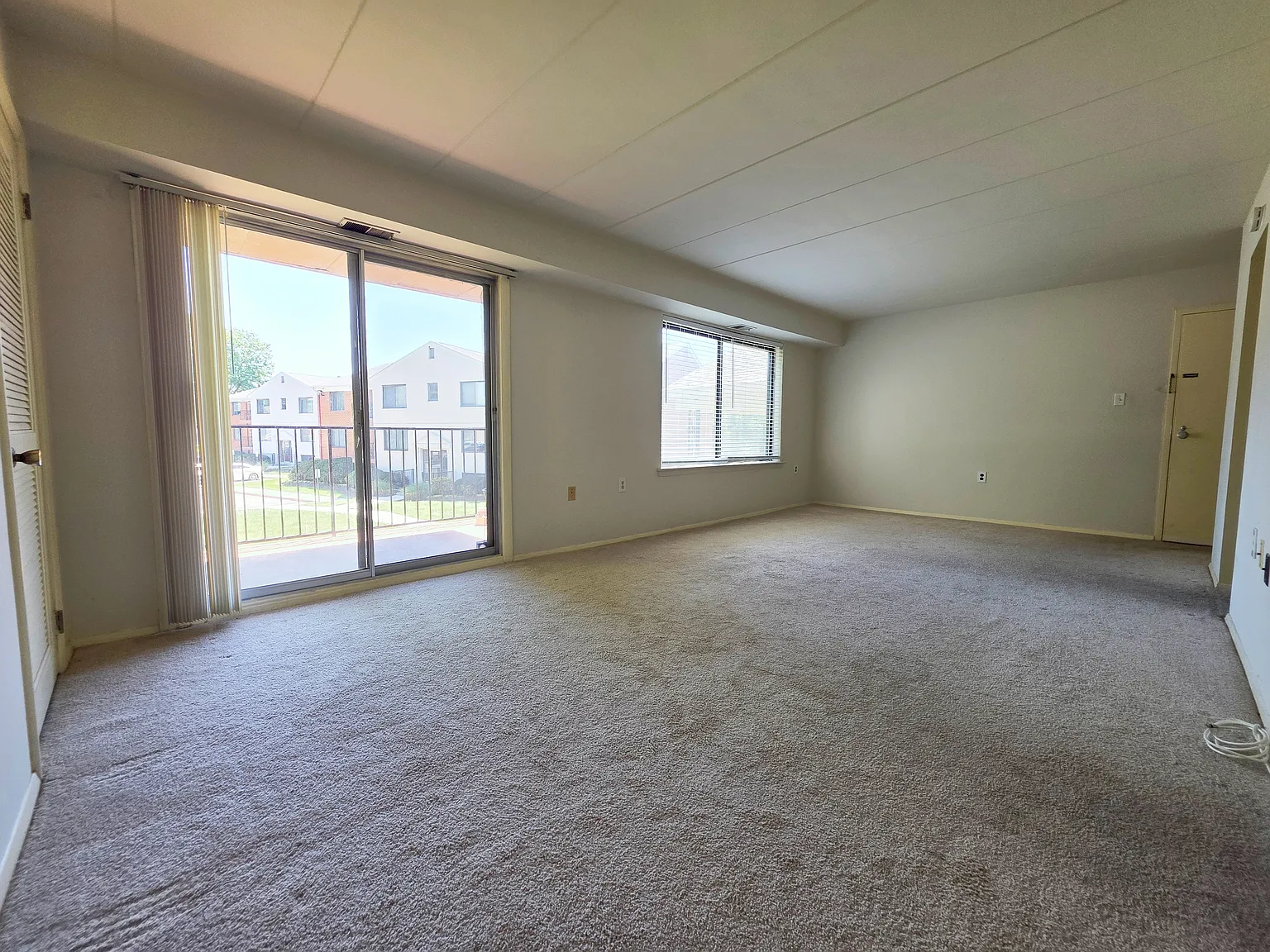 Studio, 460 sqft, $1,400 — Photo 4