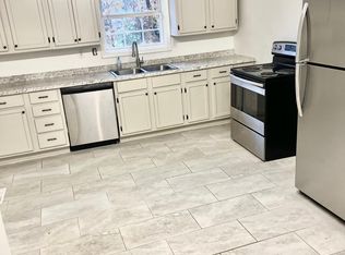 1600 Oak Hill Dr, Murray, KY 42071
