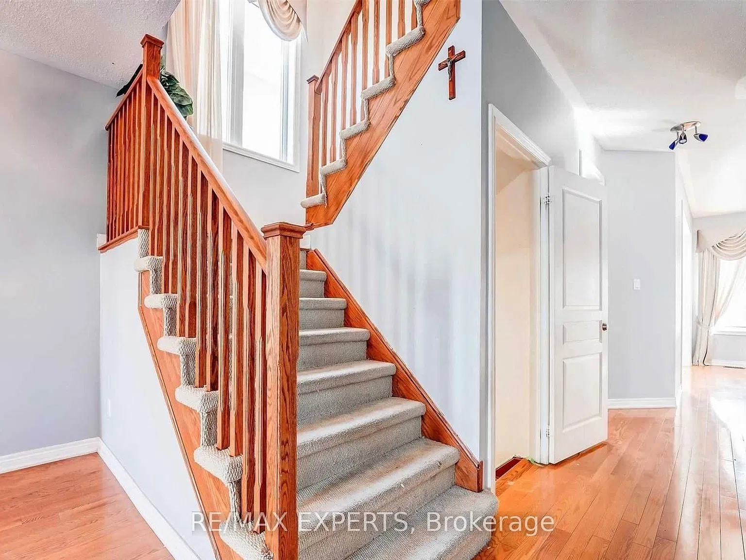 4 bed, $2,850 — Photo 4