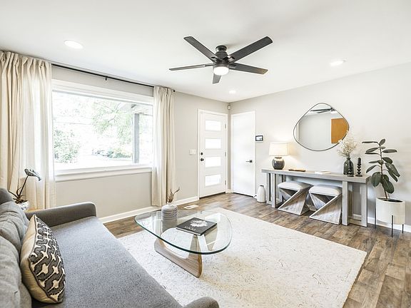 4th image of 2531 Woodberry Dr