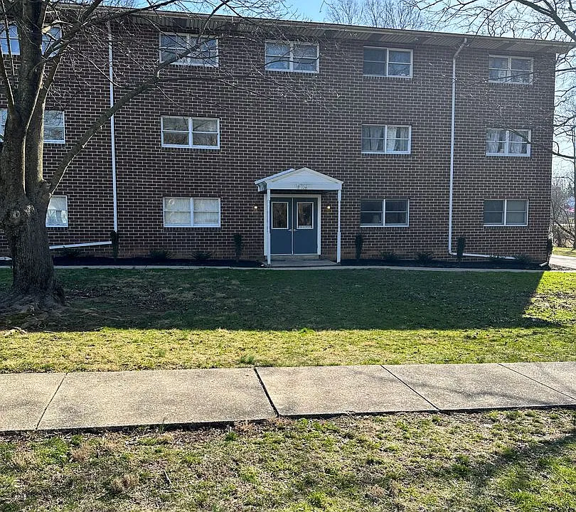 120 Linden Dr