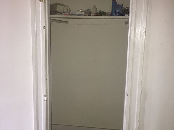 3rd image of 39 Gorman Ave