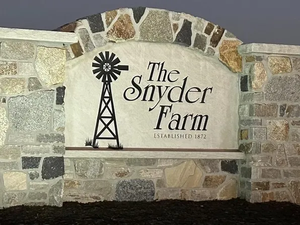 W354N6260 WILLIAMS COURT #Lt35, Oconomowoc, WI 53066