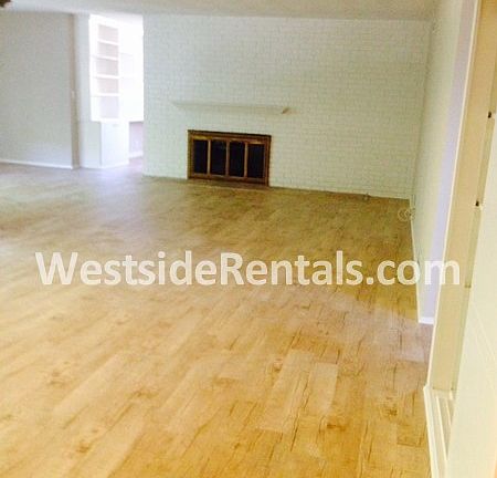2nd image of 520 Orange Grove Cir Unit 230