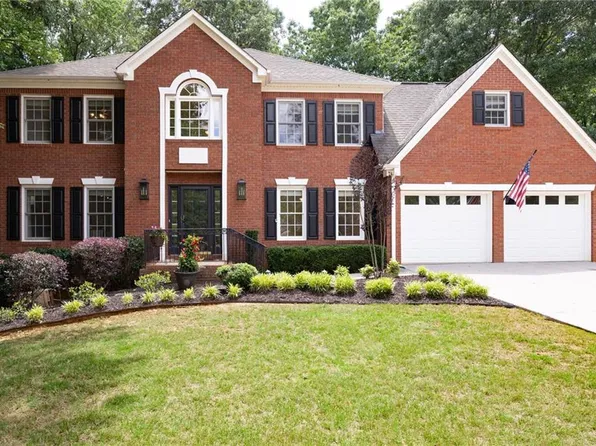 302 Lakeview Ln, Hiram, GA 30141