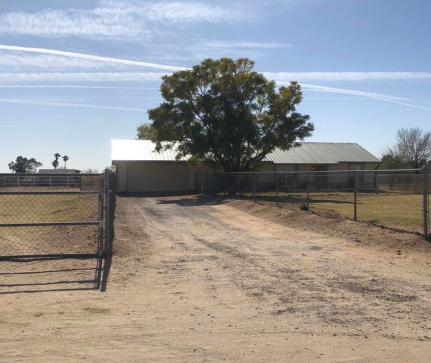 1st image of 19401 W Sells Dr