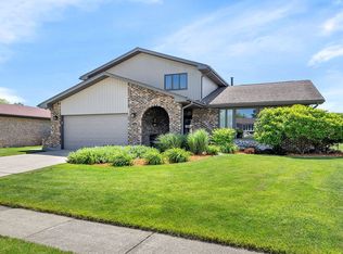 14443 S Pheasant Ln, Homer Glen, IL 60491