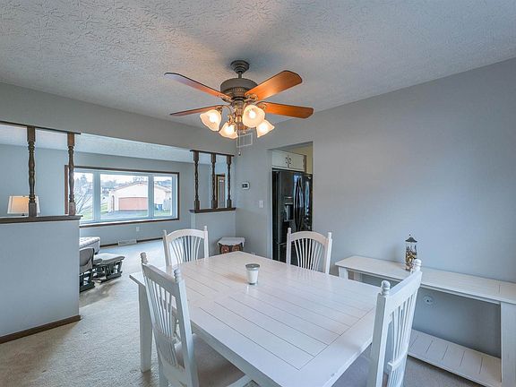 4th image of 4016 Londonderry Ave