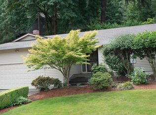 2050 Greentree Rd, Lake Oswego, OR 97034