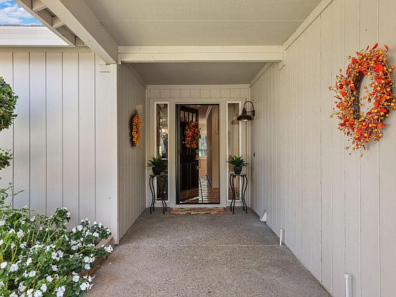 4th image of 4288 Boulder Creek Cir