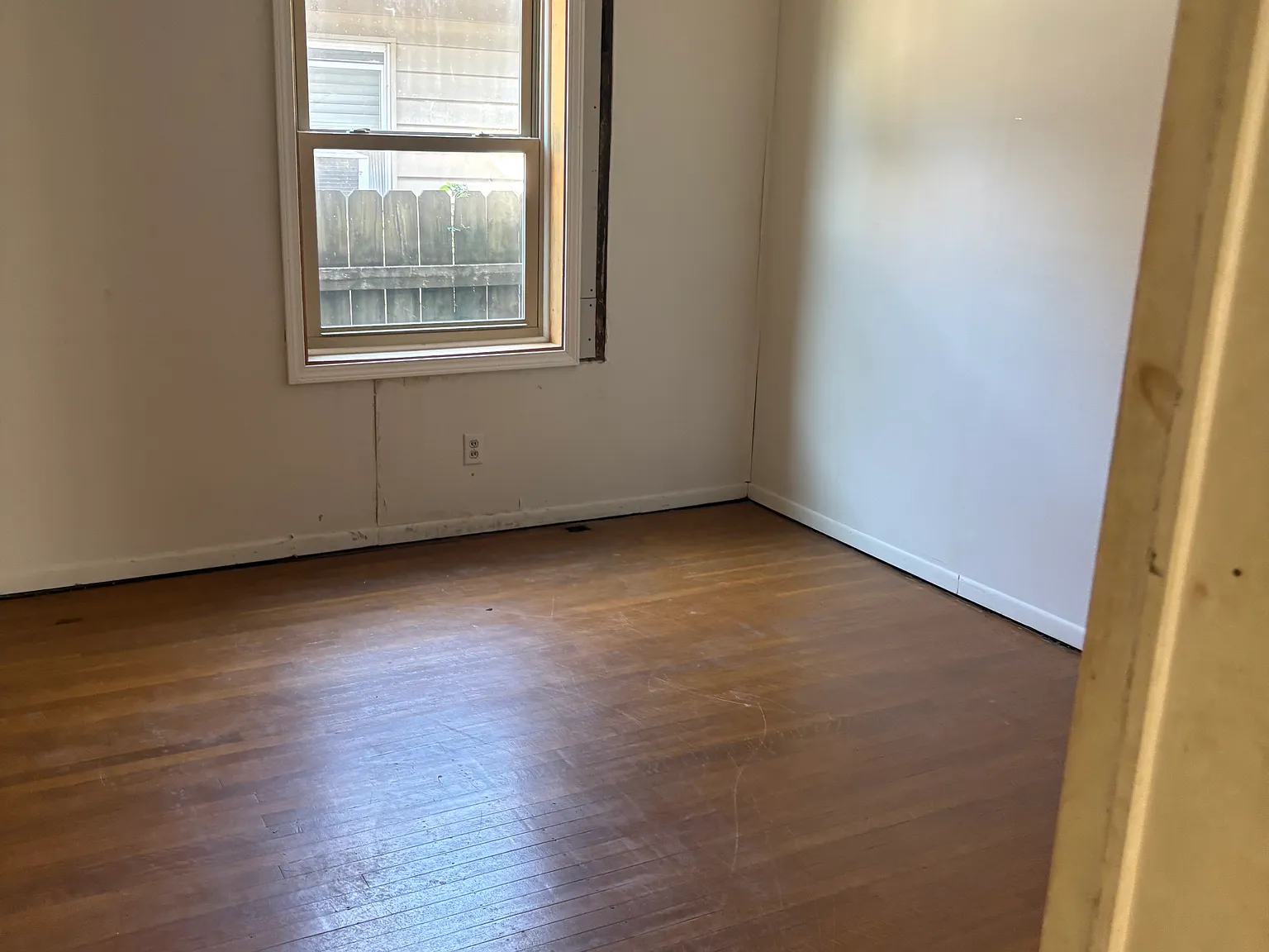 2 bed, 819 sqft, $2,000 — Photo 3