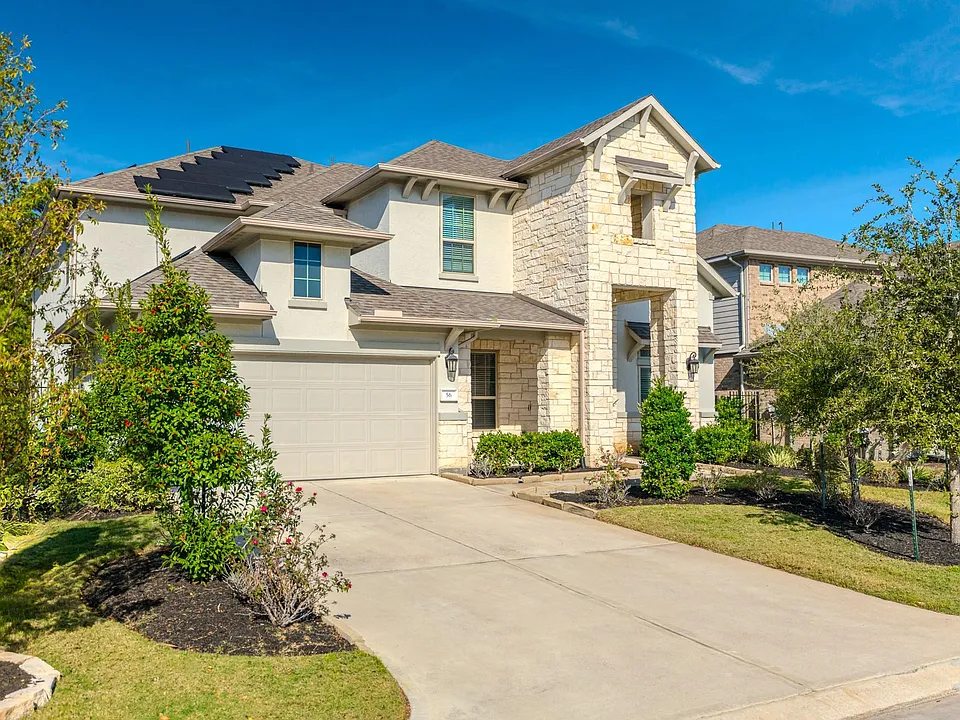 56 Venetia Grove Dr
