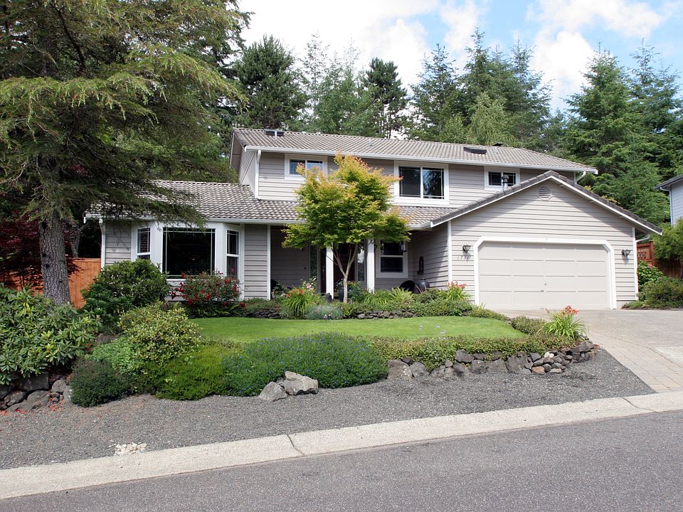 1st image of 1711 Easthill Pl NW