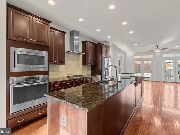 419 Parkview Ave, Gaithersburg, MD 20878