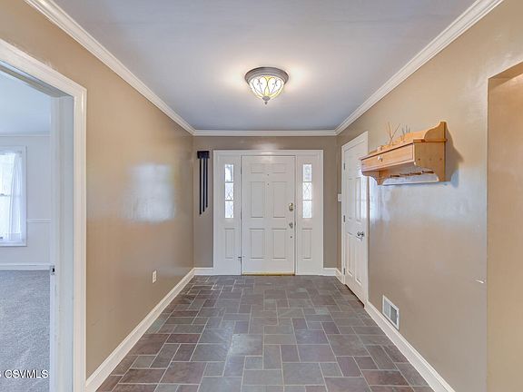5th image of 787 Avenue D