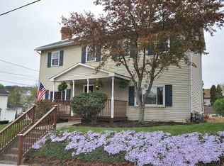 112 Saint Johns St, Midway, PA 15060