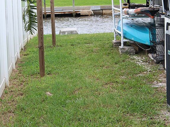 5th image of 3715 Royal Palm Dr