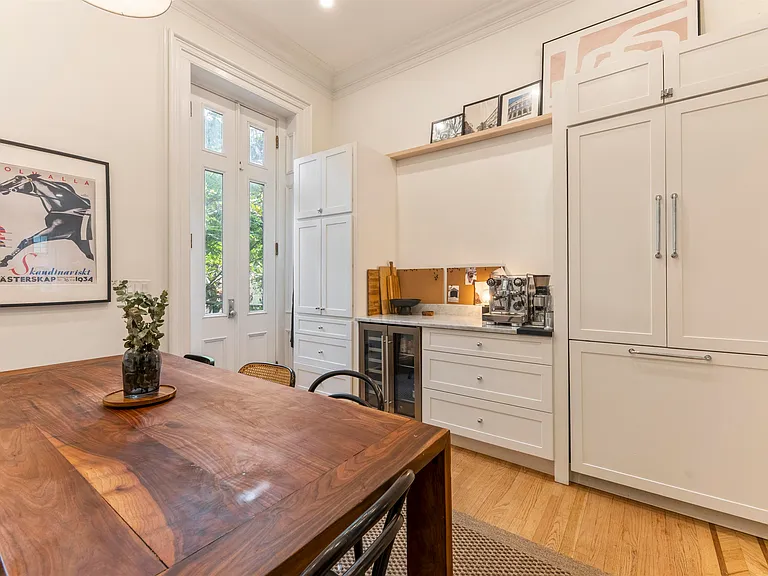8 Paulmier Pl — Photo 12