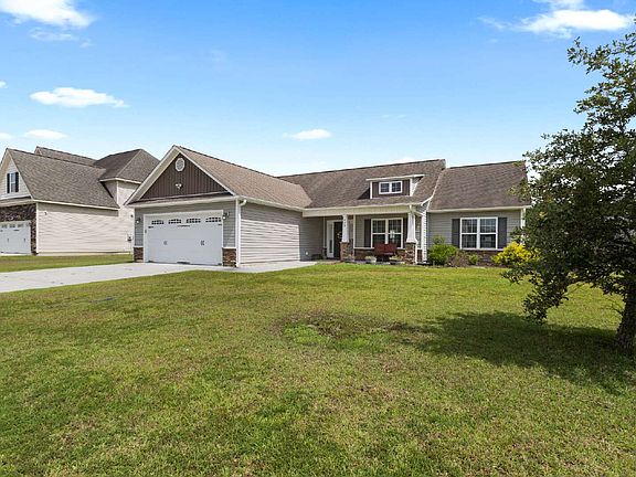 2nd image of 640 Arabella Dr
