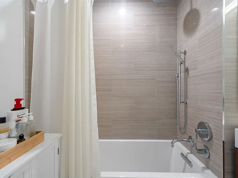 99 Hudson St #2607A — Photo 14