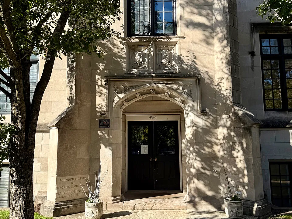 4545 S Drexel Blvd #3E