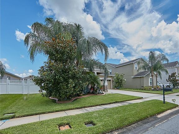 4th image of 14725 Crosston Bay Ct