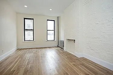 Rented by Weinstein Realty Group