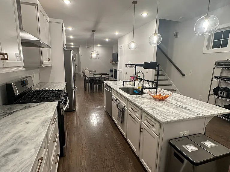 1705B Cass St #B — Photo 4