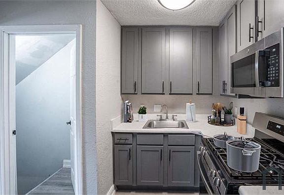 3rd image of 1051 Basie Pl
