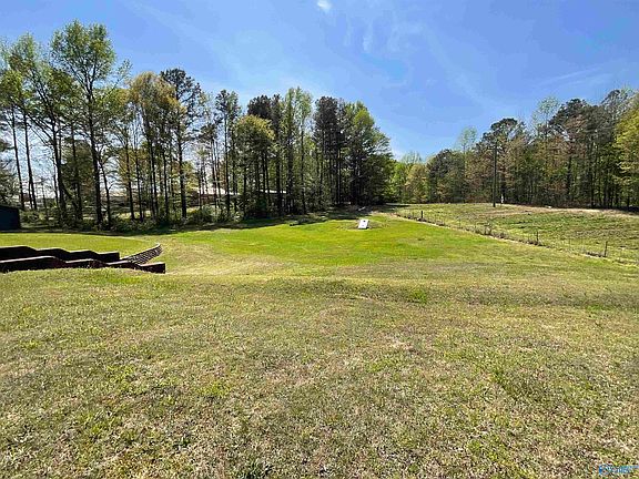 4th image of 1276 New Friendship Rd
