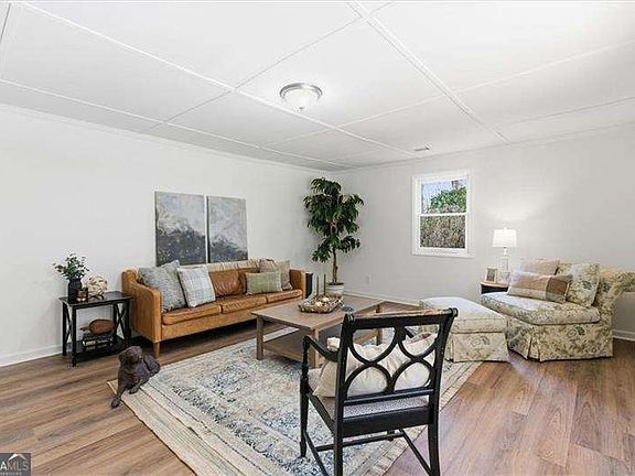 5th image of 344 Colbert Rd