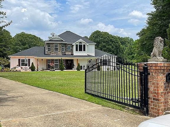 2nd image of 213 Creek Ridge Rd