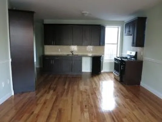 Rented by Bohemia Realty Group | media 2