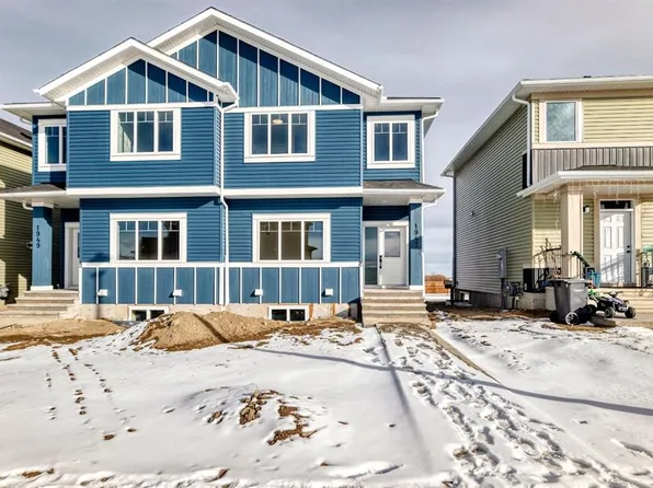 1947 W McCaskill Dr, Crossfield, AB T0M 0S0